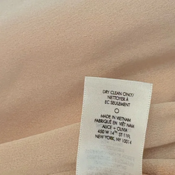 NWT Alice + Olivia Levi jumpsuit in almond size 6